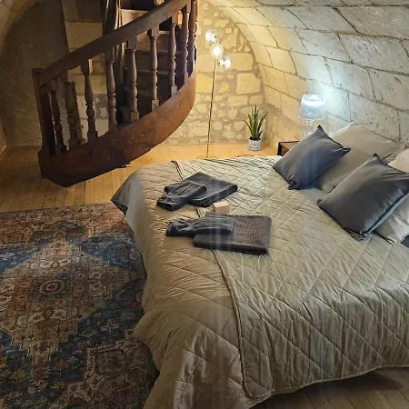 Apartment Historic Robin Quantin Hyper-center Place Plumereau *